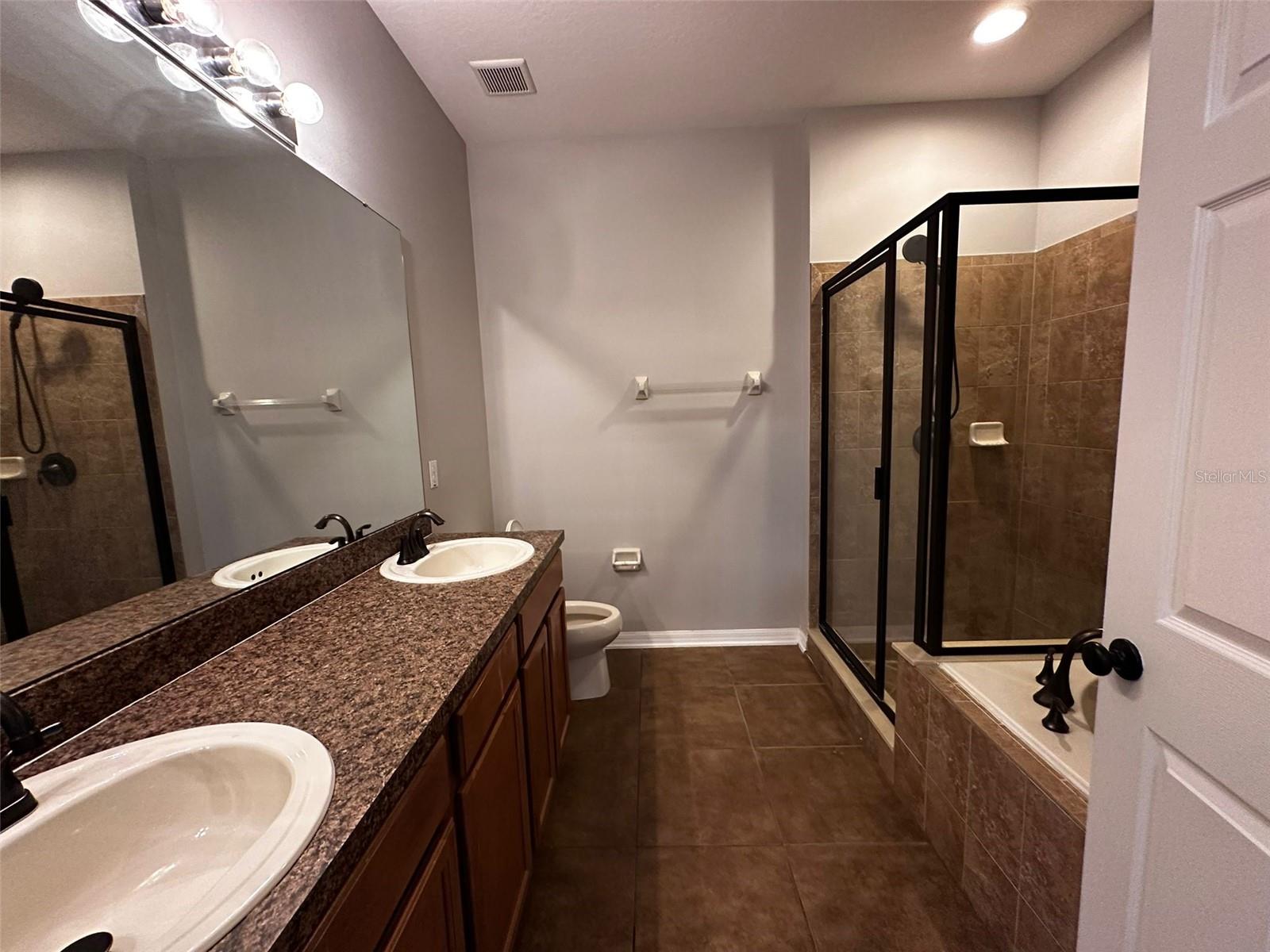 Image 19 of 24 For 15115 Stonebriar Way