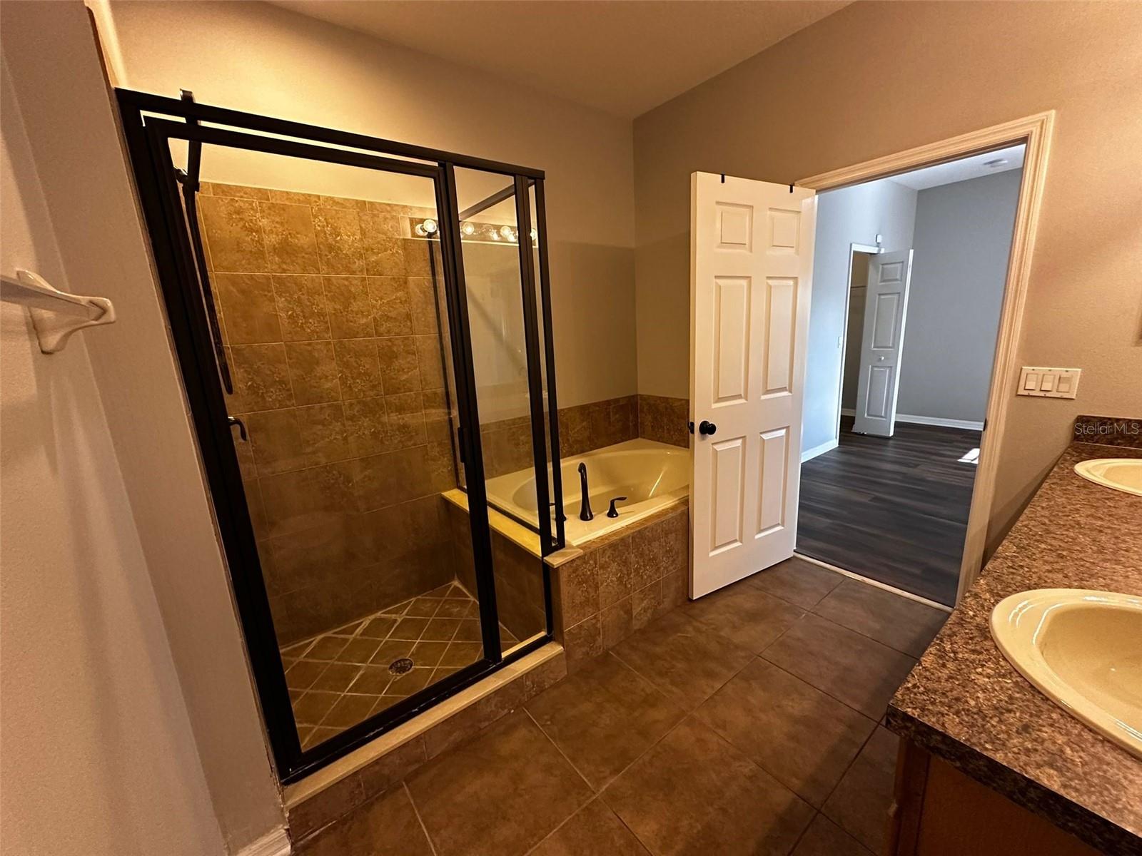 Image 20 of 24 For 15115 Stonebriar Way
