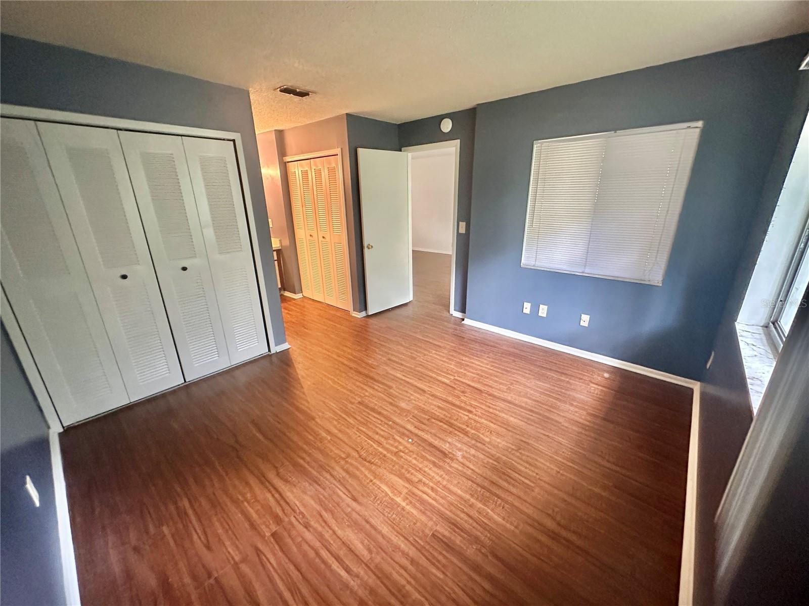 Image 9 of 13 For 2549 Oak Avenue C