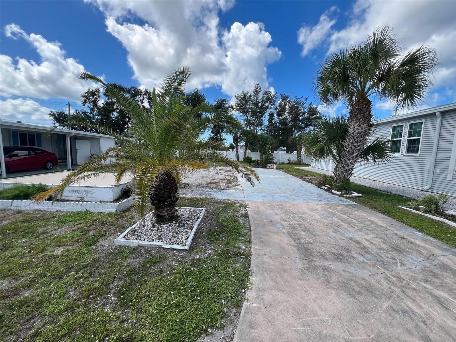 Image 2 of 6 For 703 Roma Road