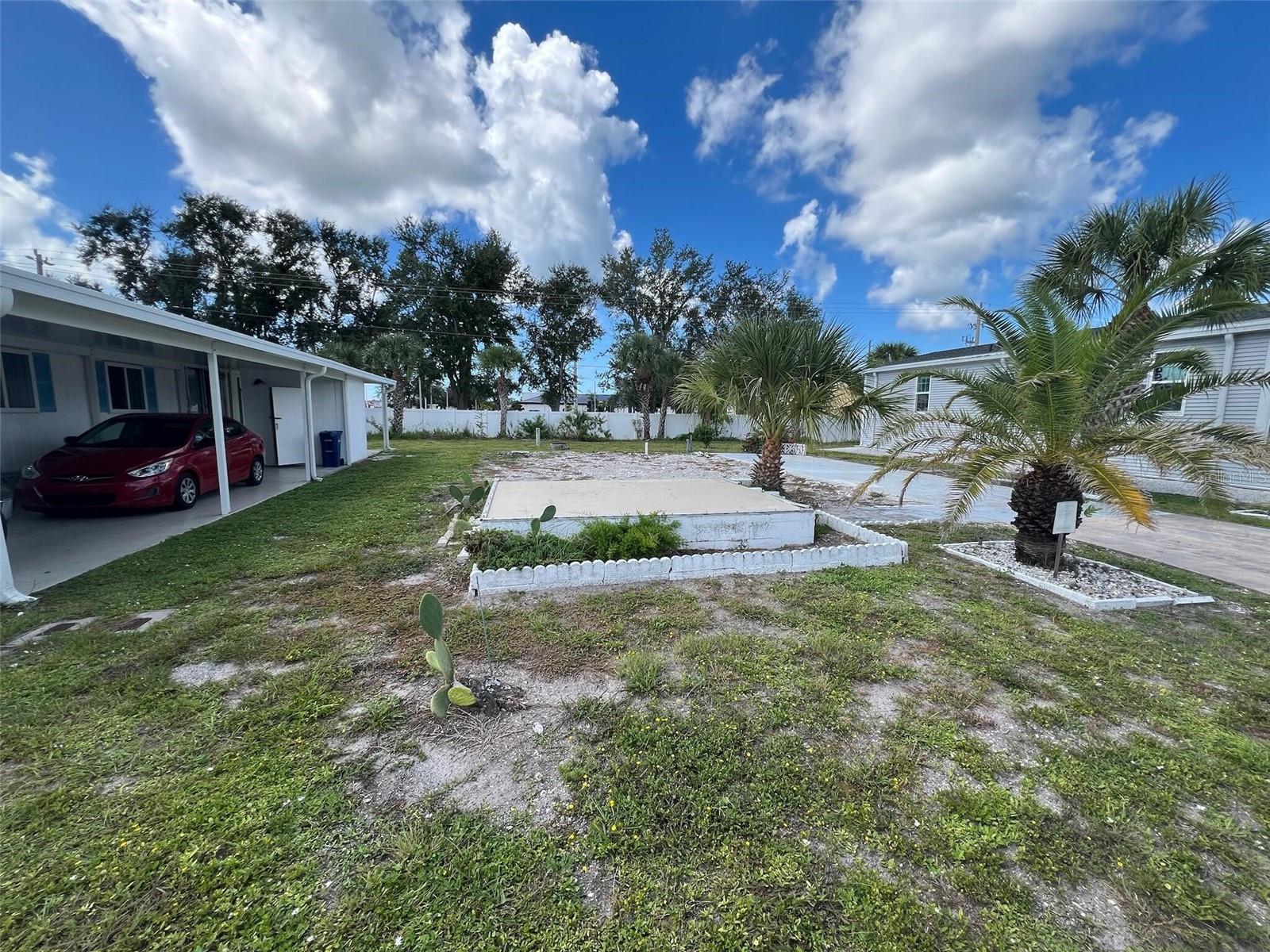 Image 4 of 6 For 703 Roma Road