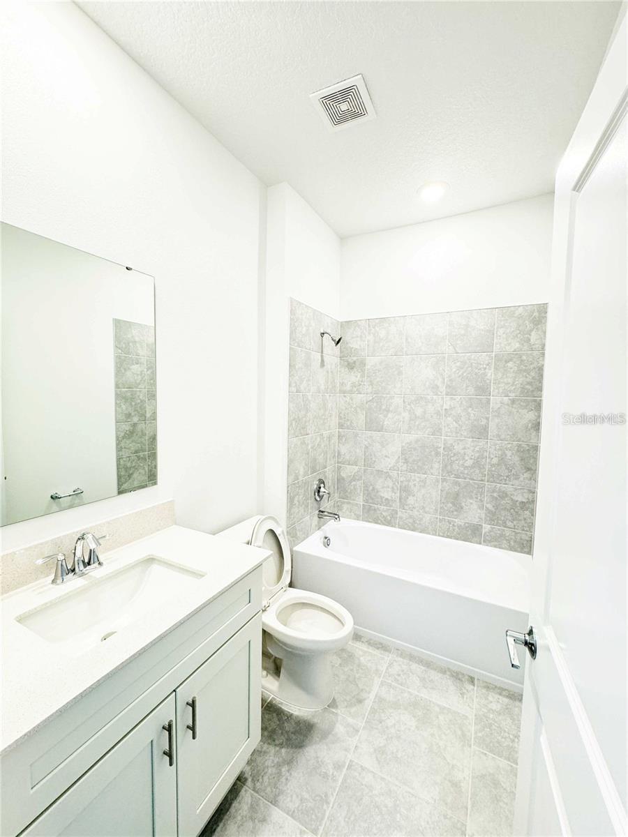 Image 16 of 23 For 2122 Sweet Honey Lane