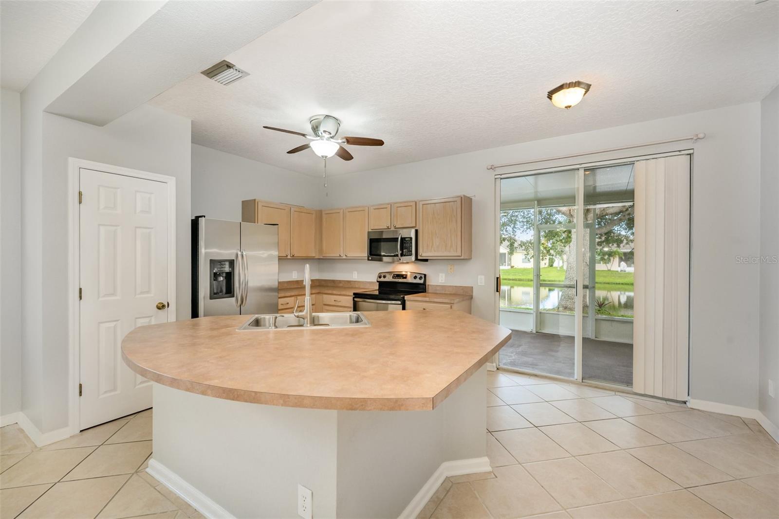 Image 5 of 16 For 531 Cressa Circle