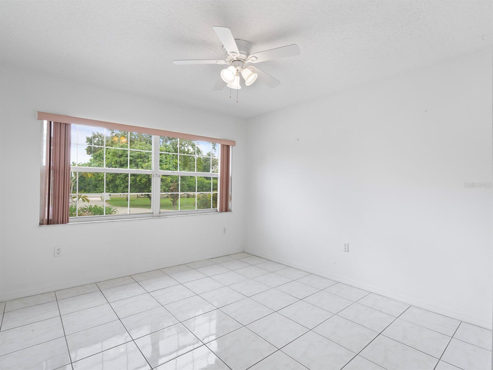 Image 51 of 73 For 3480 Lakeshore Boulevard