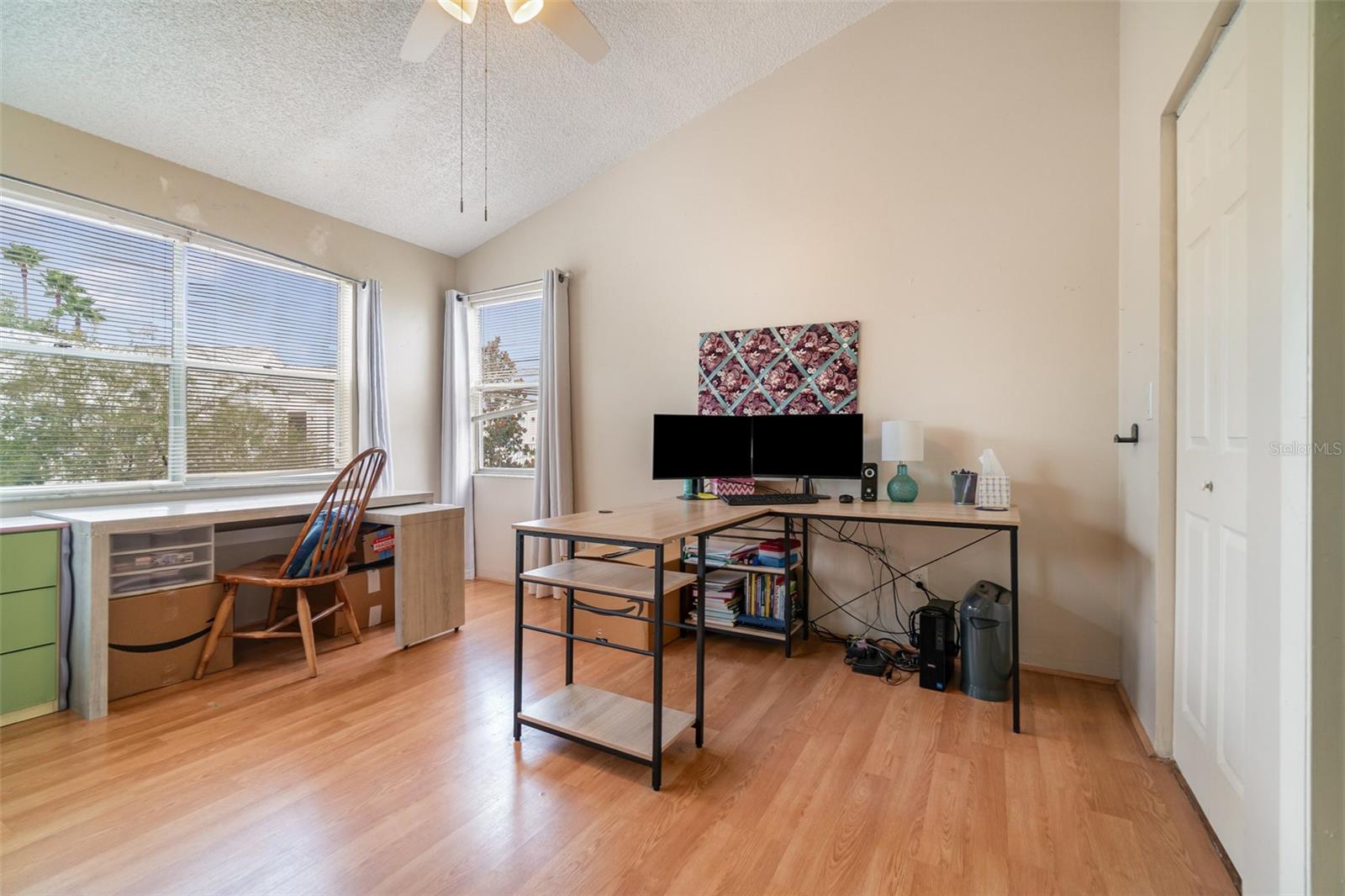 Image 23 of 34 For 2560 Woodgate Boulevard 207