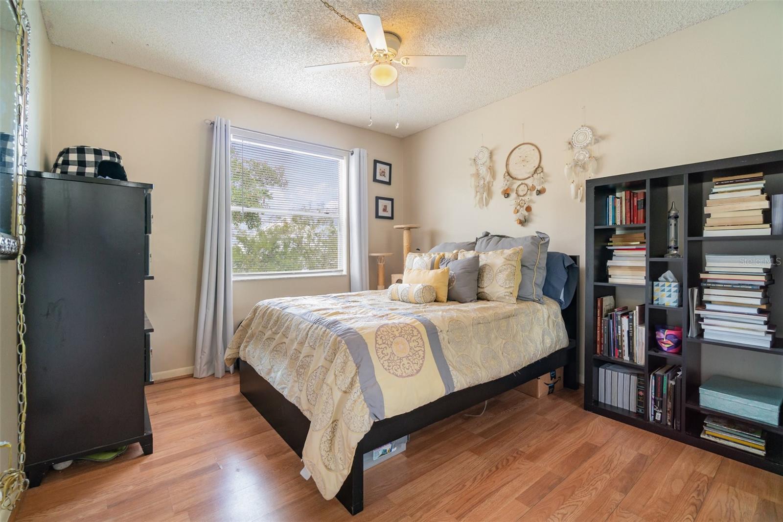 Image 26 of 34 For 2560 Woodgate Boulevard 207
