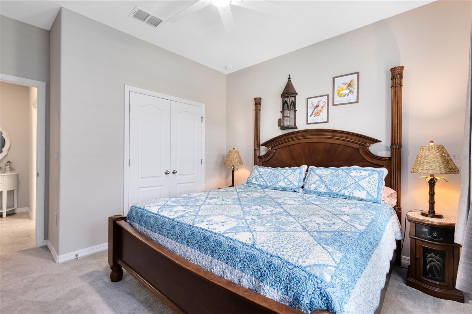 Image 19 of 40 For 672 Victoria Trails Boulevard