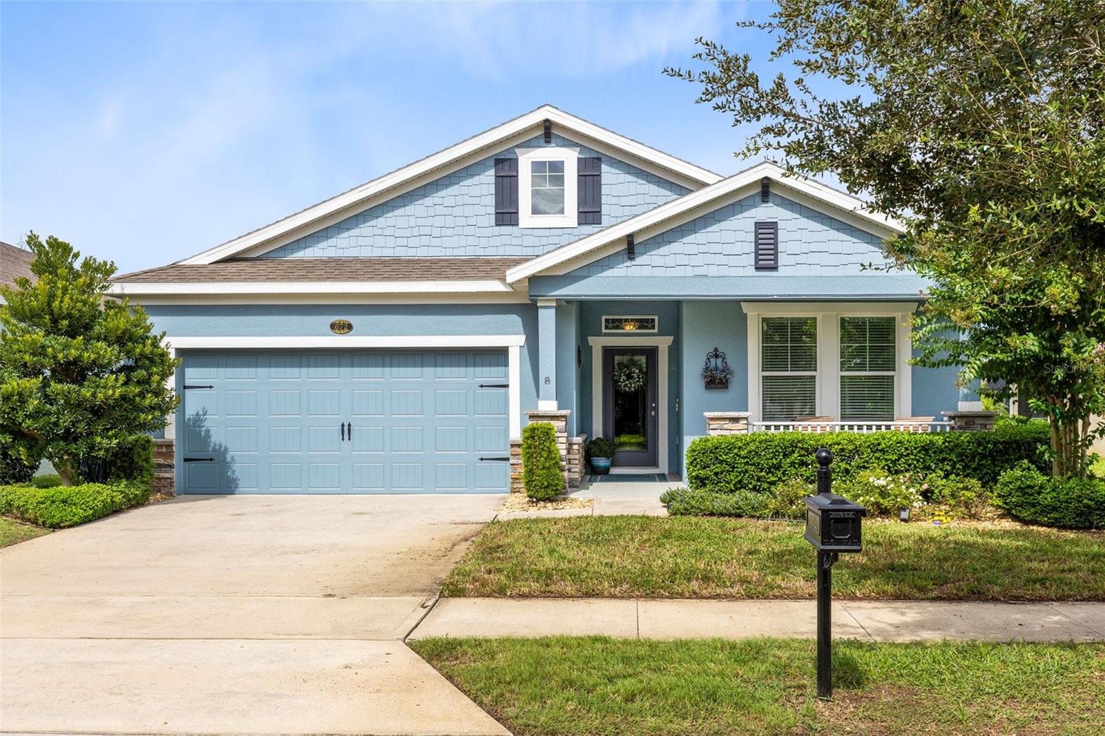 Image 3 of 40 For 672 Victoria Trails Boulevard