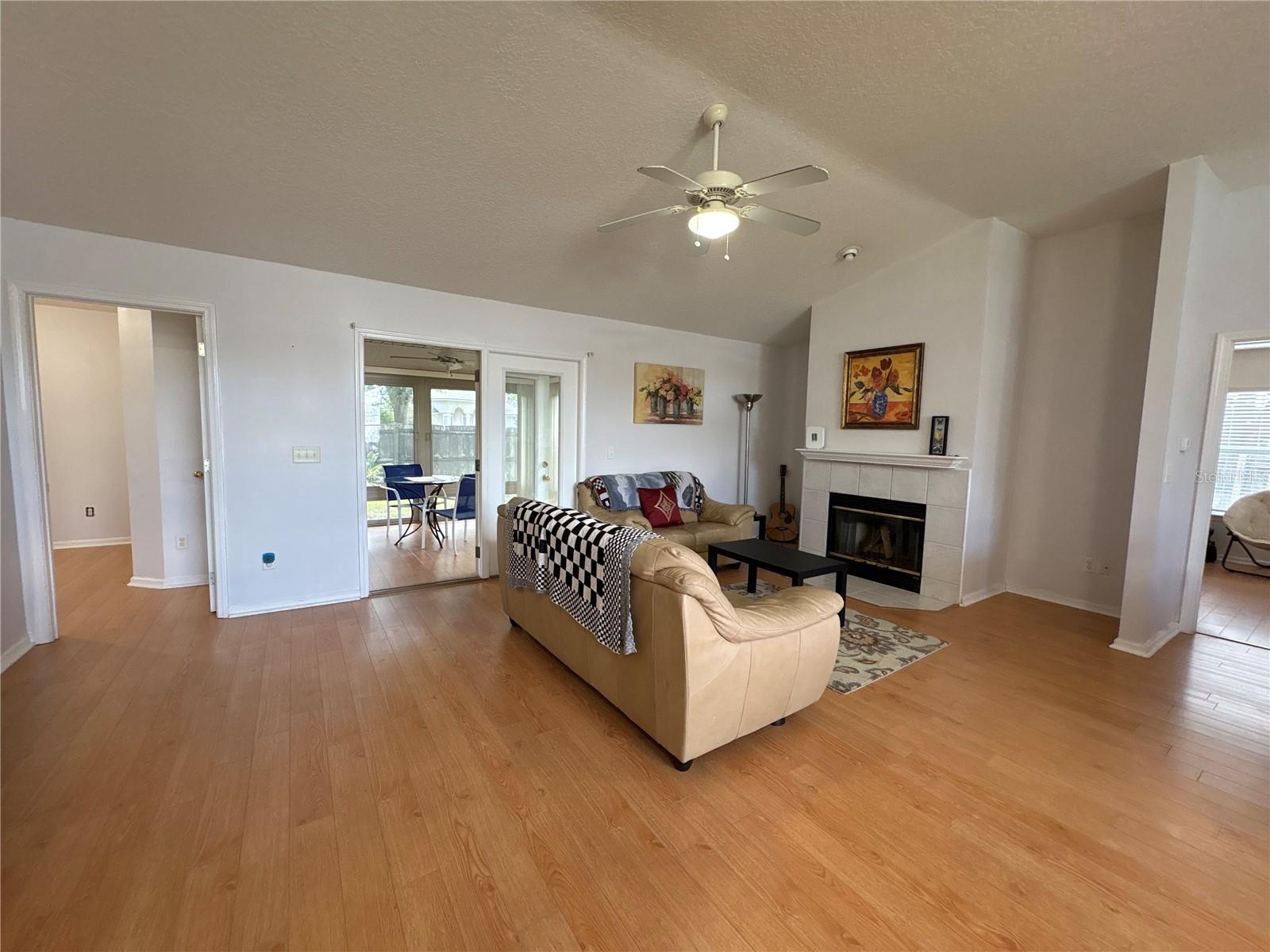 Image 7 of 26 For 12176 Mantle Drive