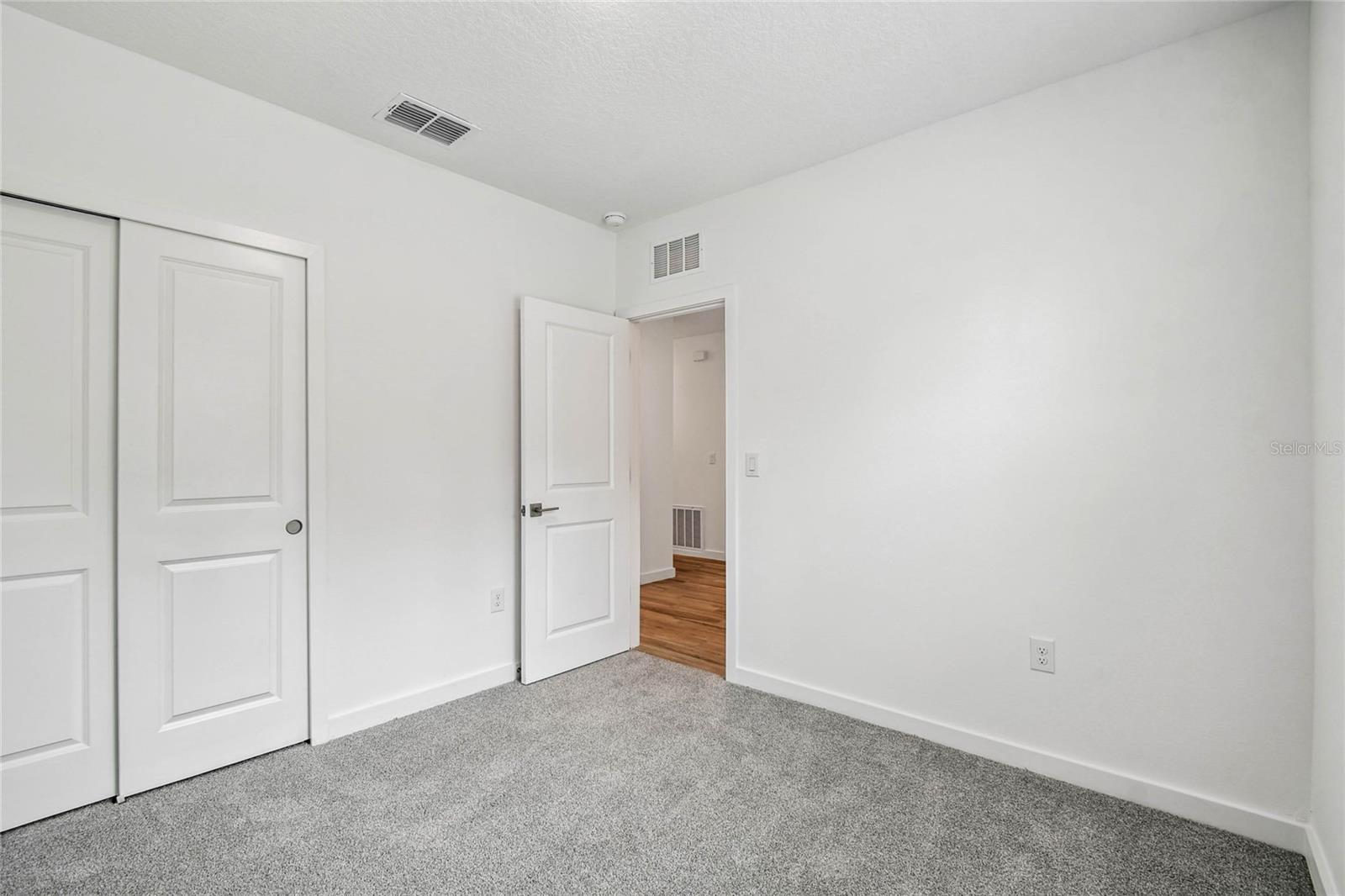 Image 9 of 23 For 2111 Landmark Drive #16