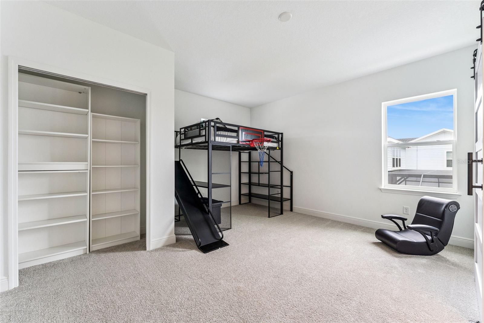 Image 35 of 62 For 3130 Vanguard Court