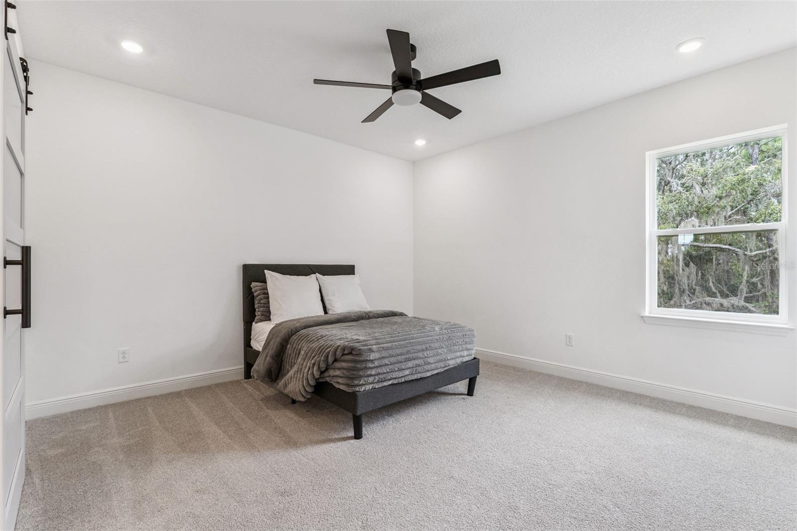 Image 39 of 62 For 3130 Vanguard Court