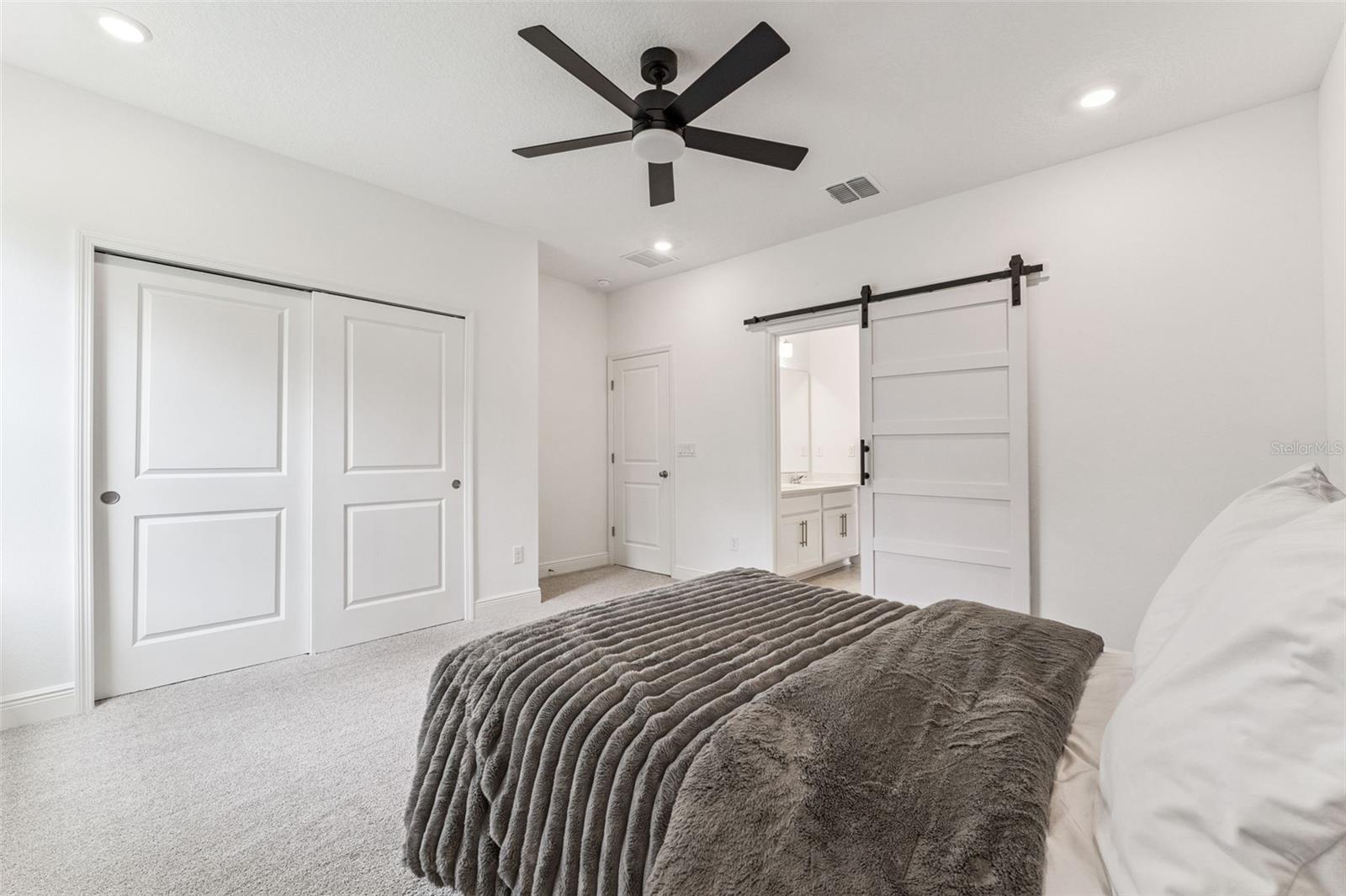 Image 40 of 62 For 3130 Vanguard Court
