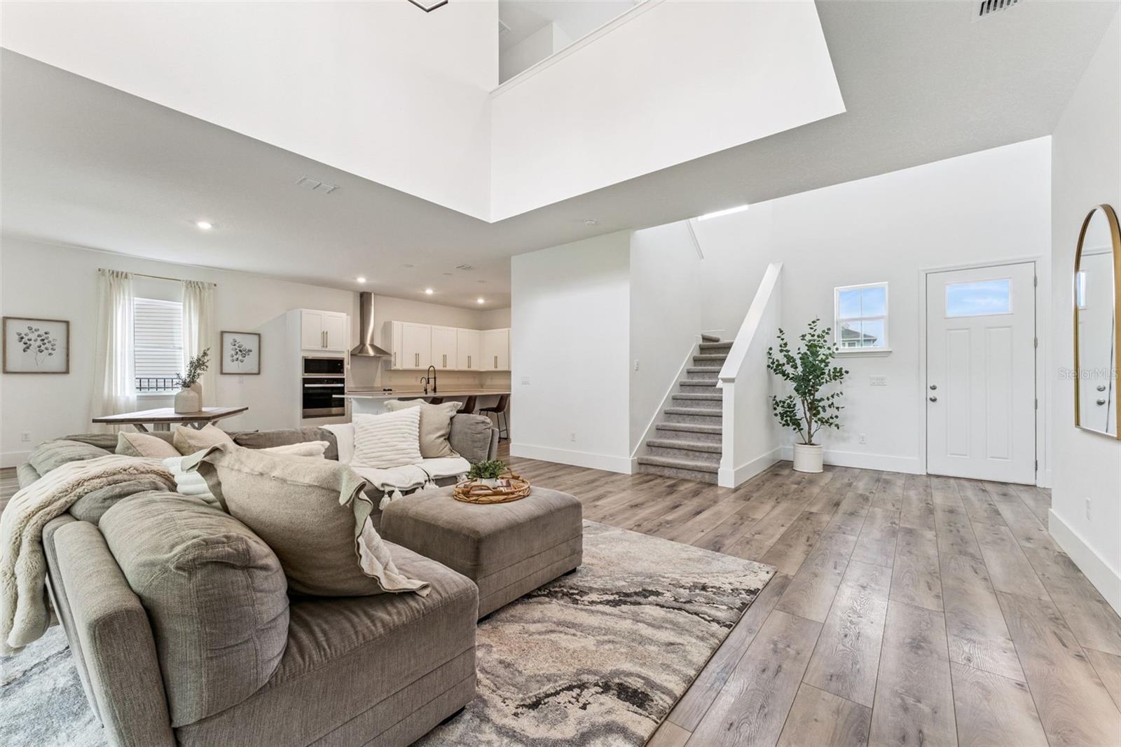 Image 6 of 62 For 3130 Vanguard Court