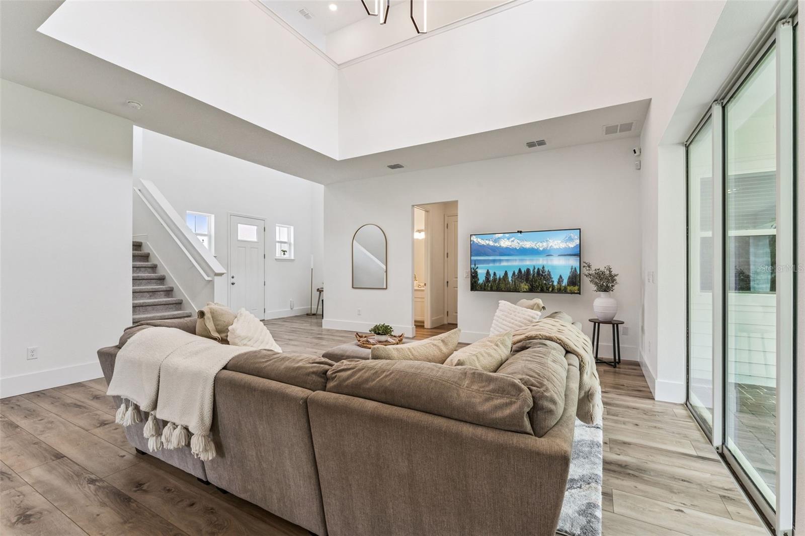 Image 7 of 62 For 3130 Vanguard Court