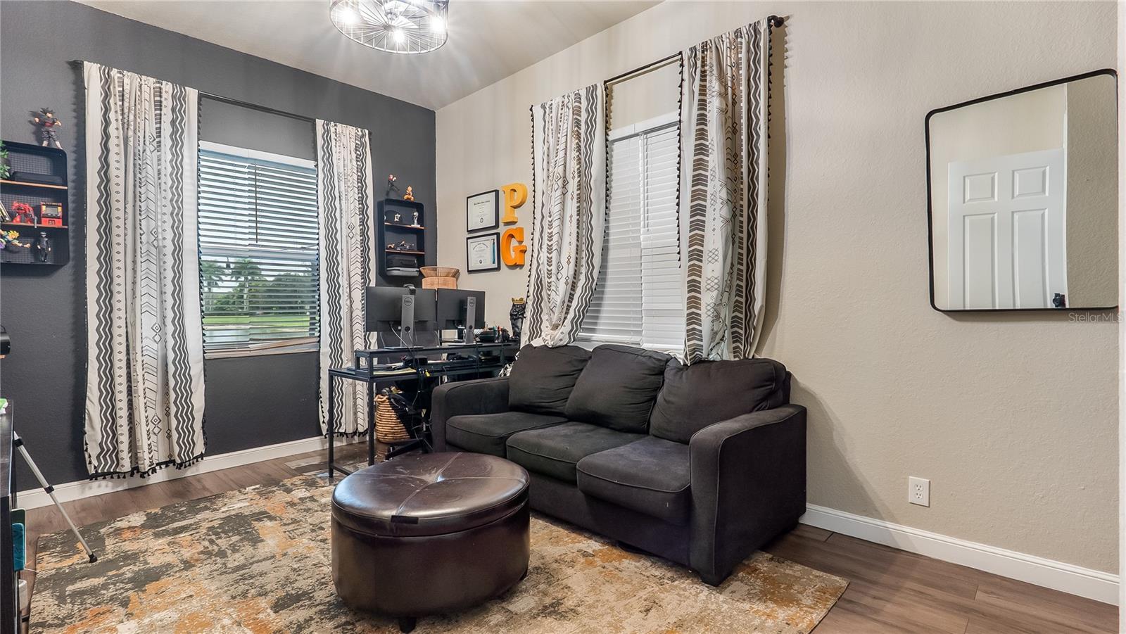 Image 28 of 60 For 556 Cresta Circle