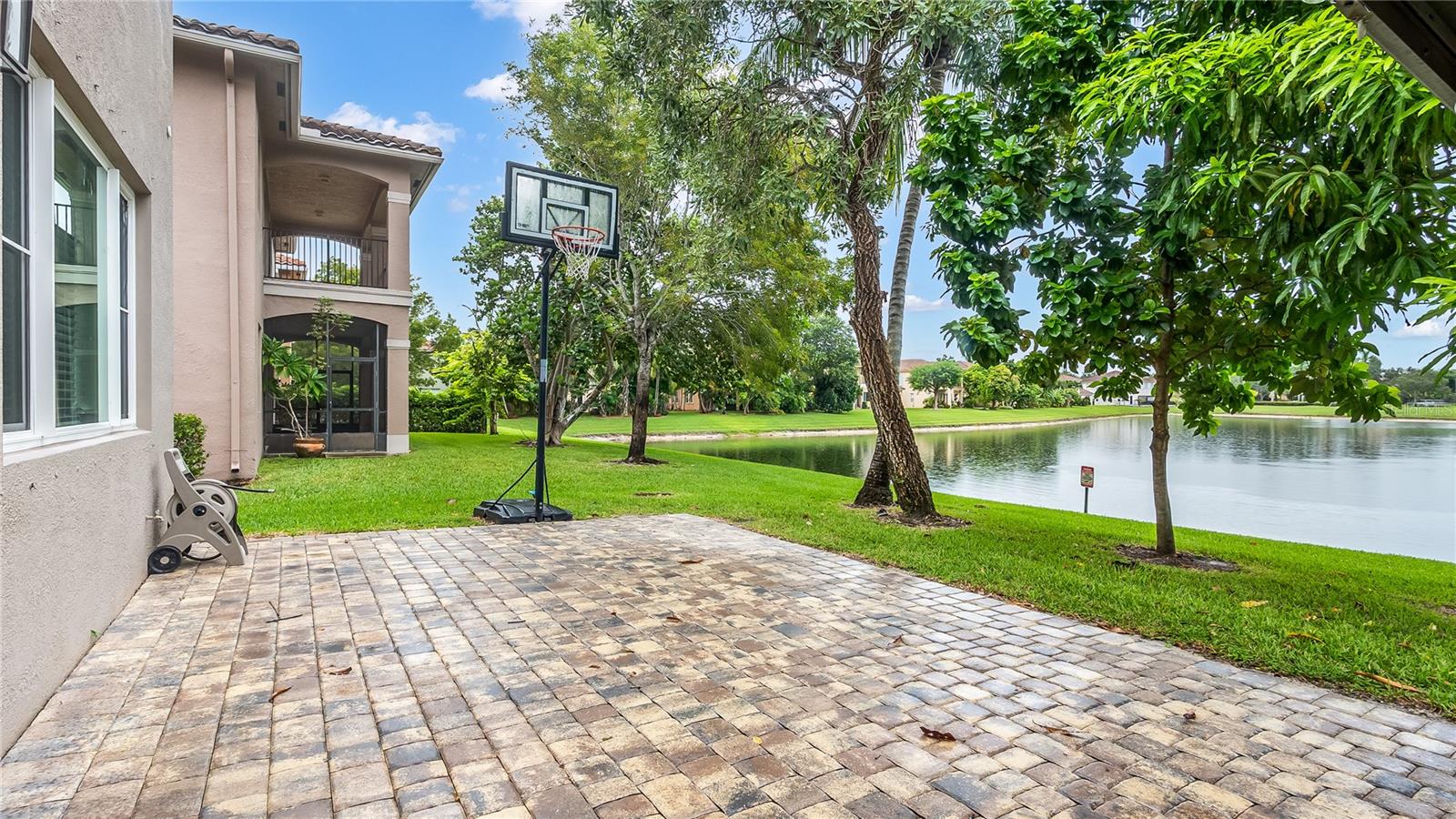 Image 55 of 60 For 556 Cresta Circle