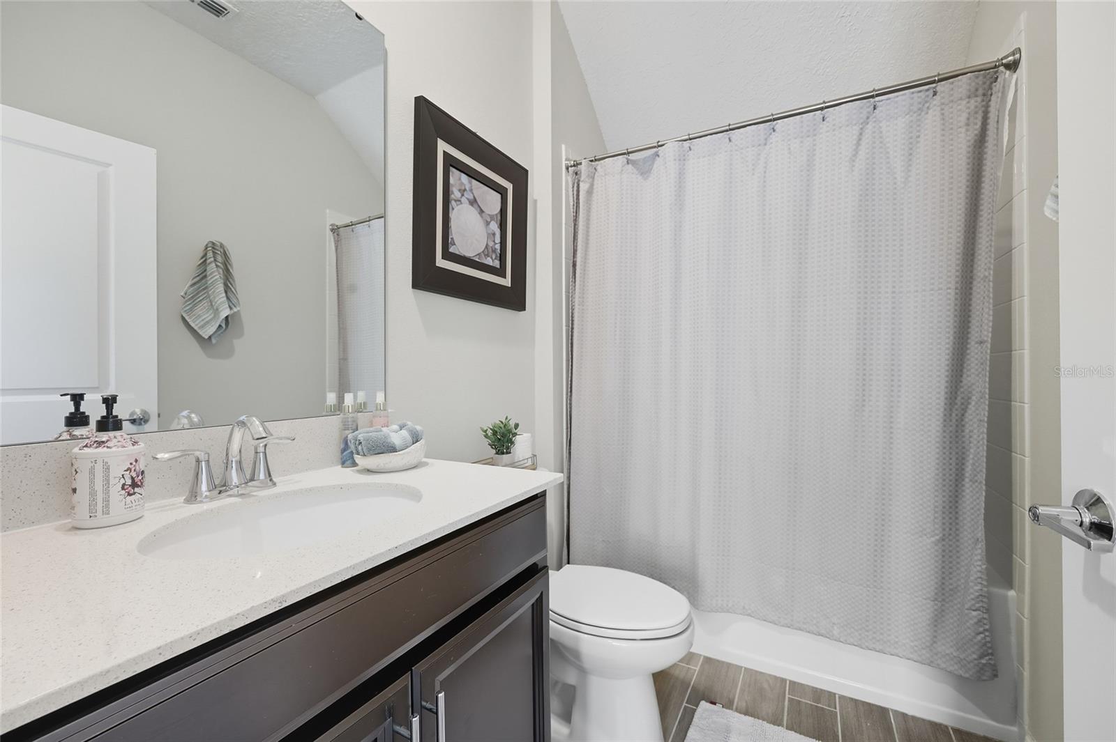 Image 15 of 43 For 17040 Quicksilver Avenue