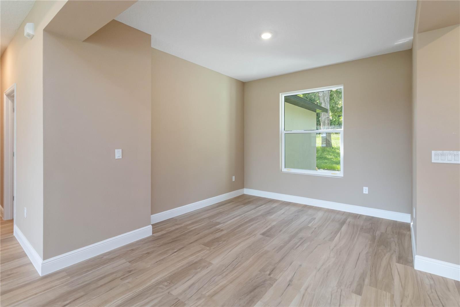 Image 12 of 49 For 11110 Oleander Drive