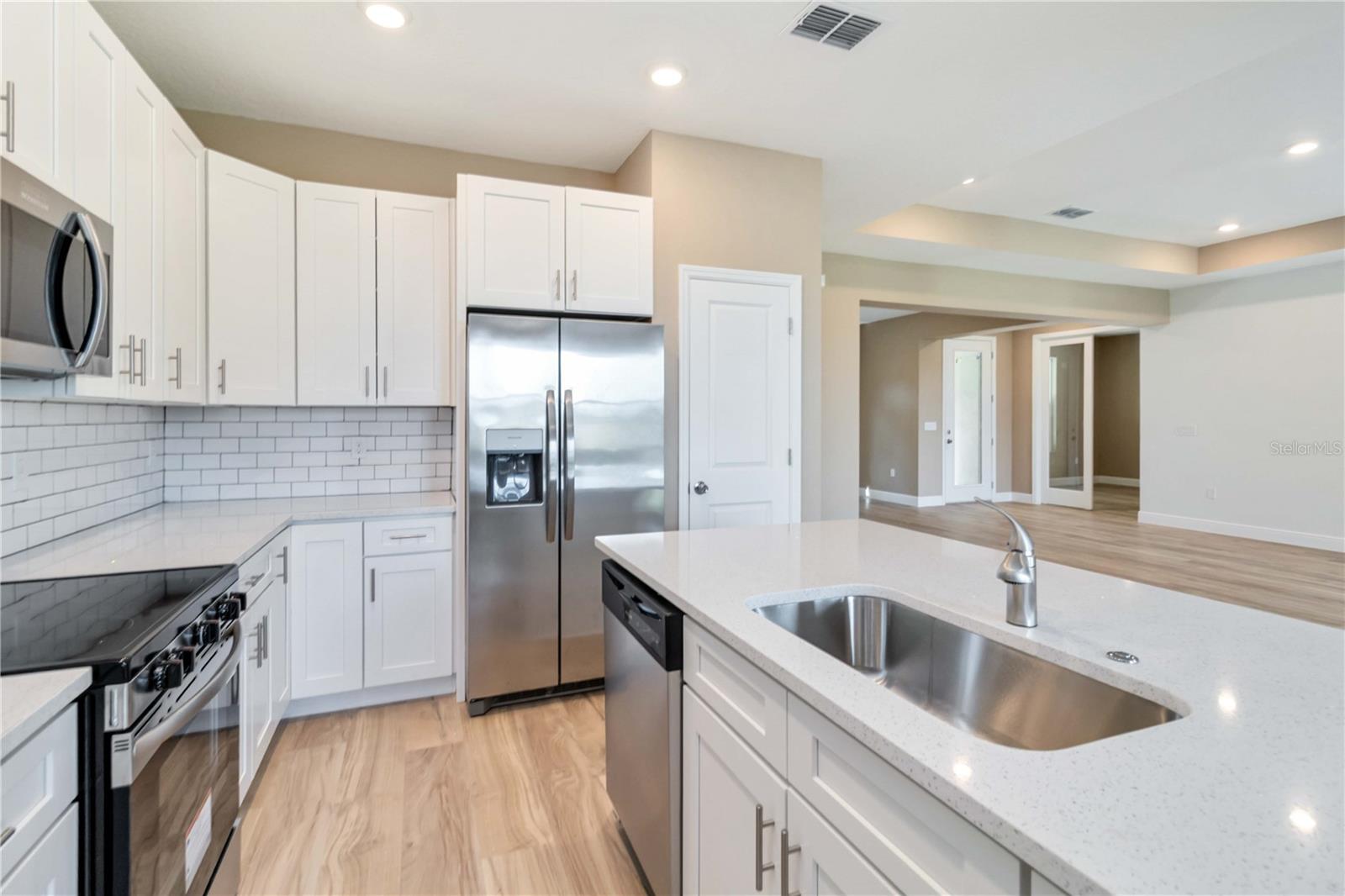 Image 18 of 49 For 11110 Oleander Drive