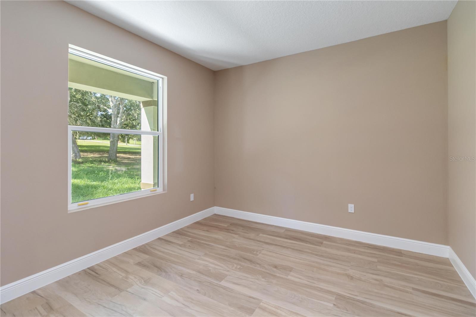 Image 25 of 49 For 11110 Oleander Drive