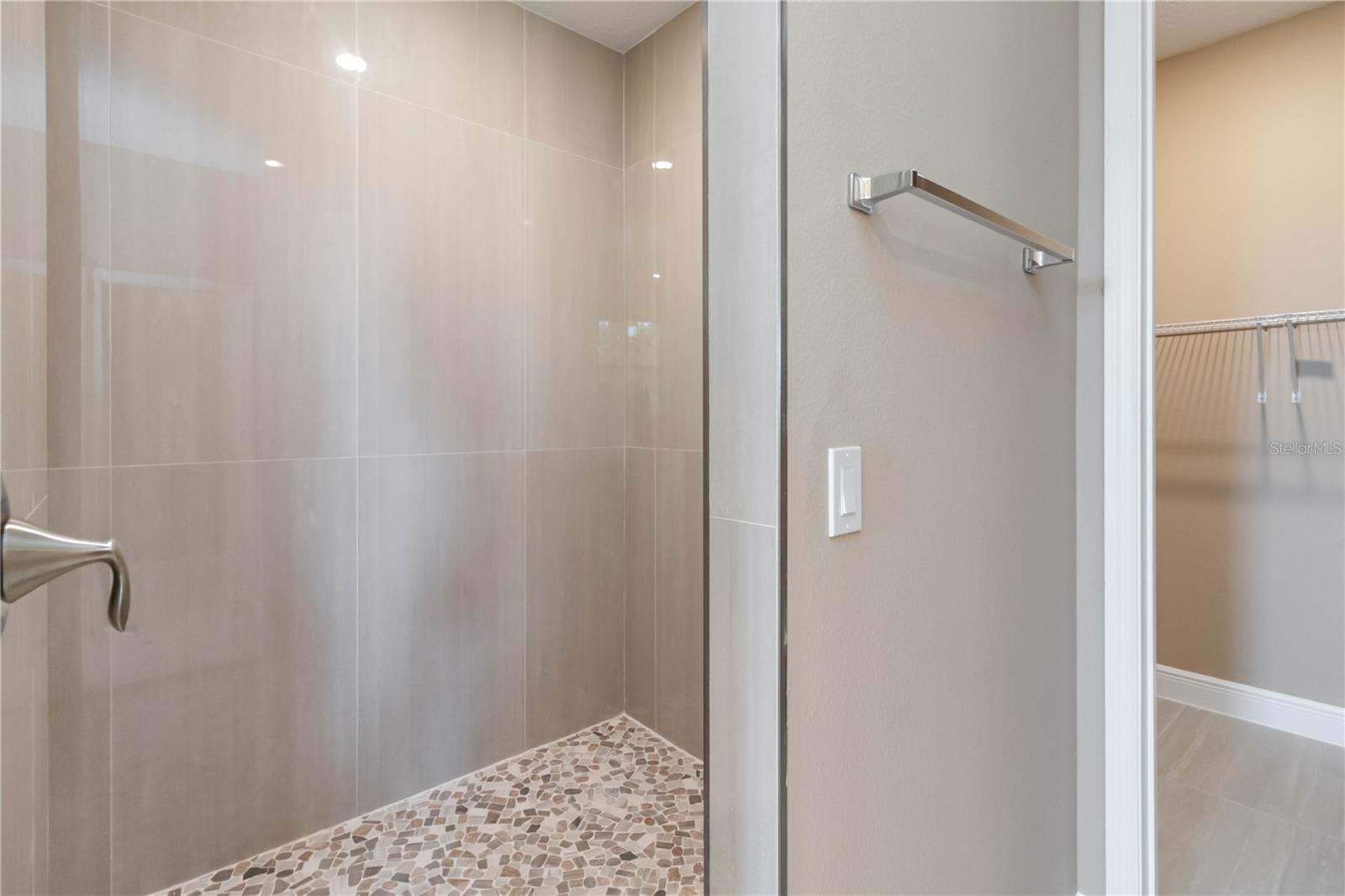 Image 29 of 49 For 11110 Oleander Drive