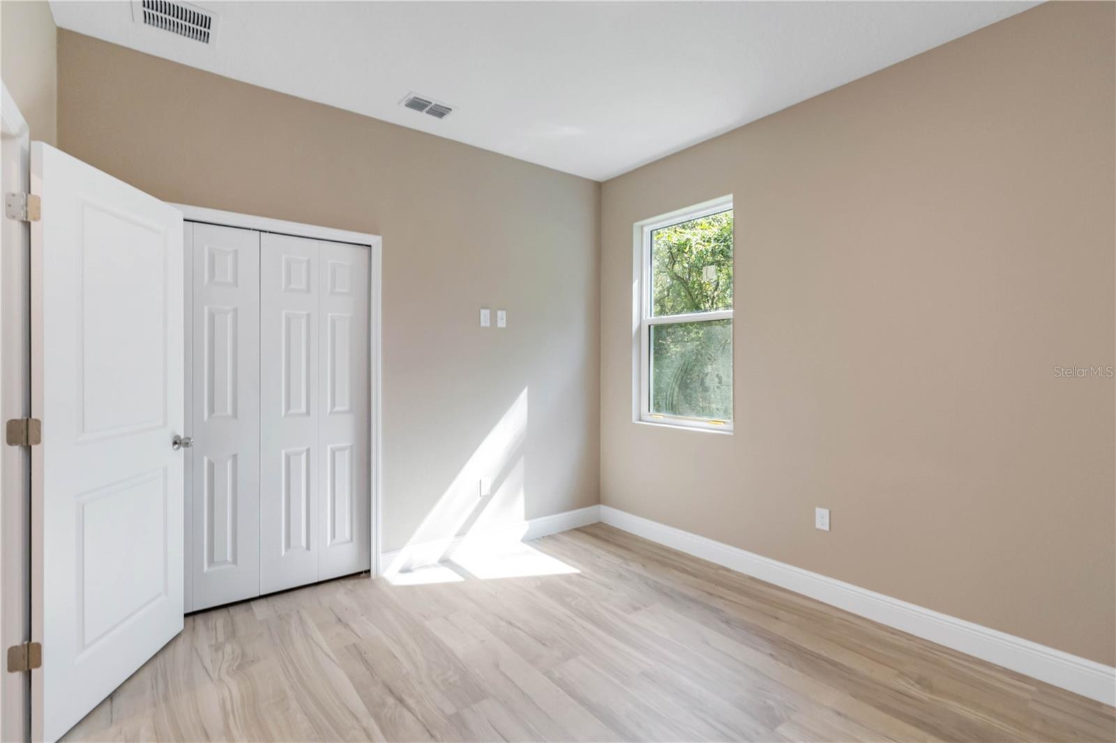 Image 33 of 49 For 11110 Oleander Drive