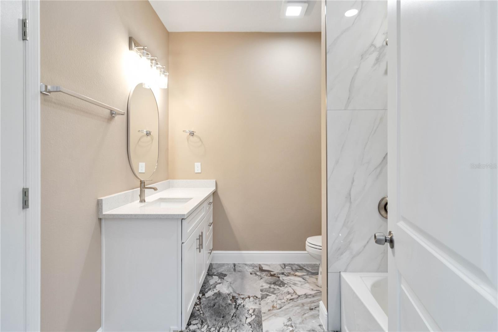 Image 35 of 49 For 11110 Oleander Drive