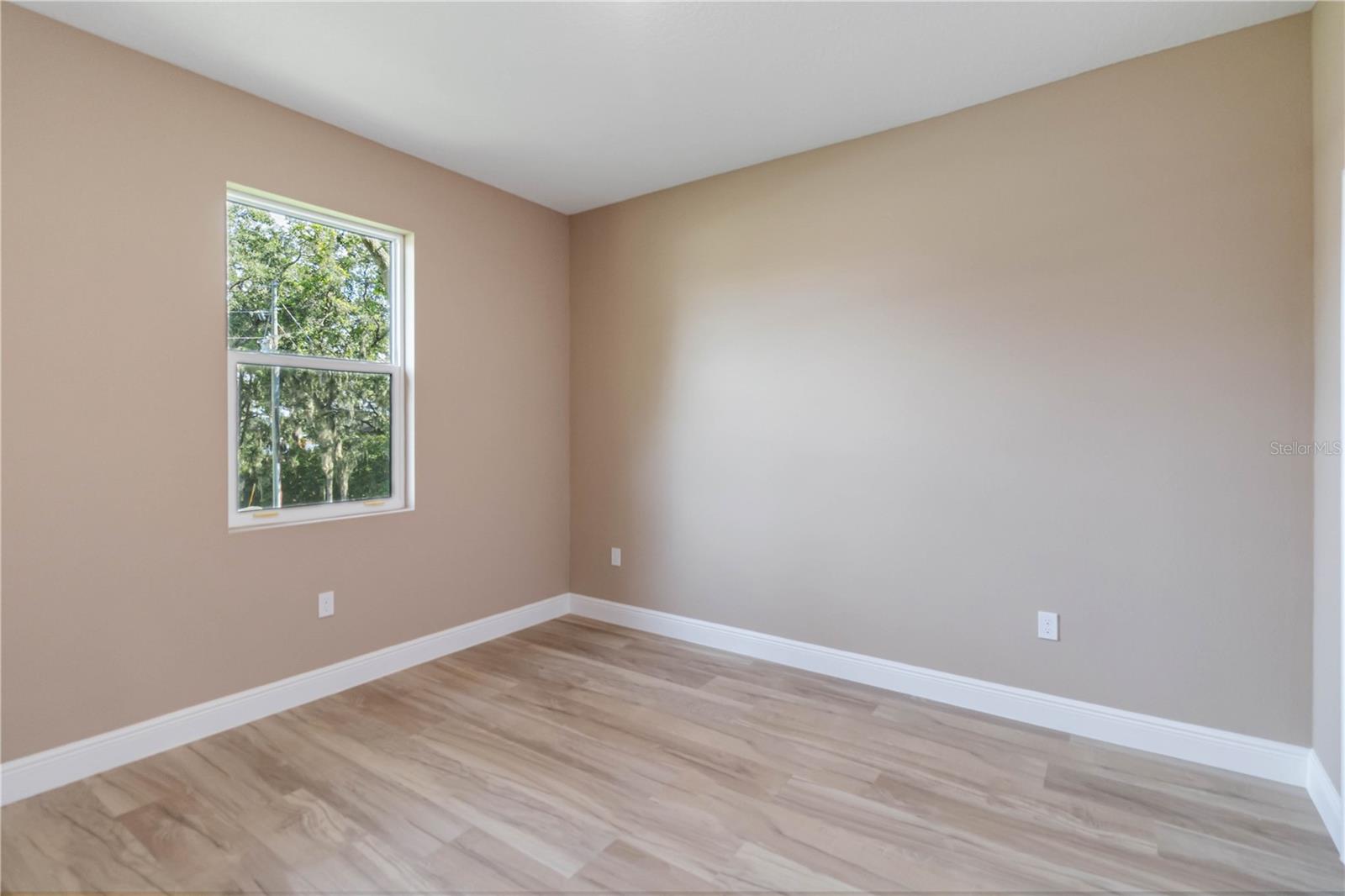 Image 38 of 49 For 11110 Oleander Drive
