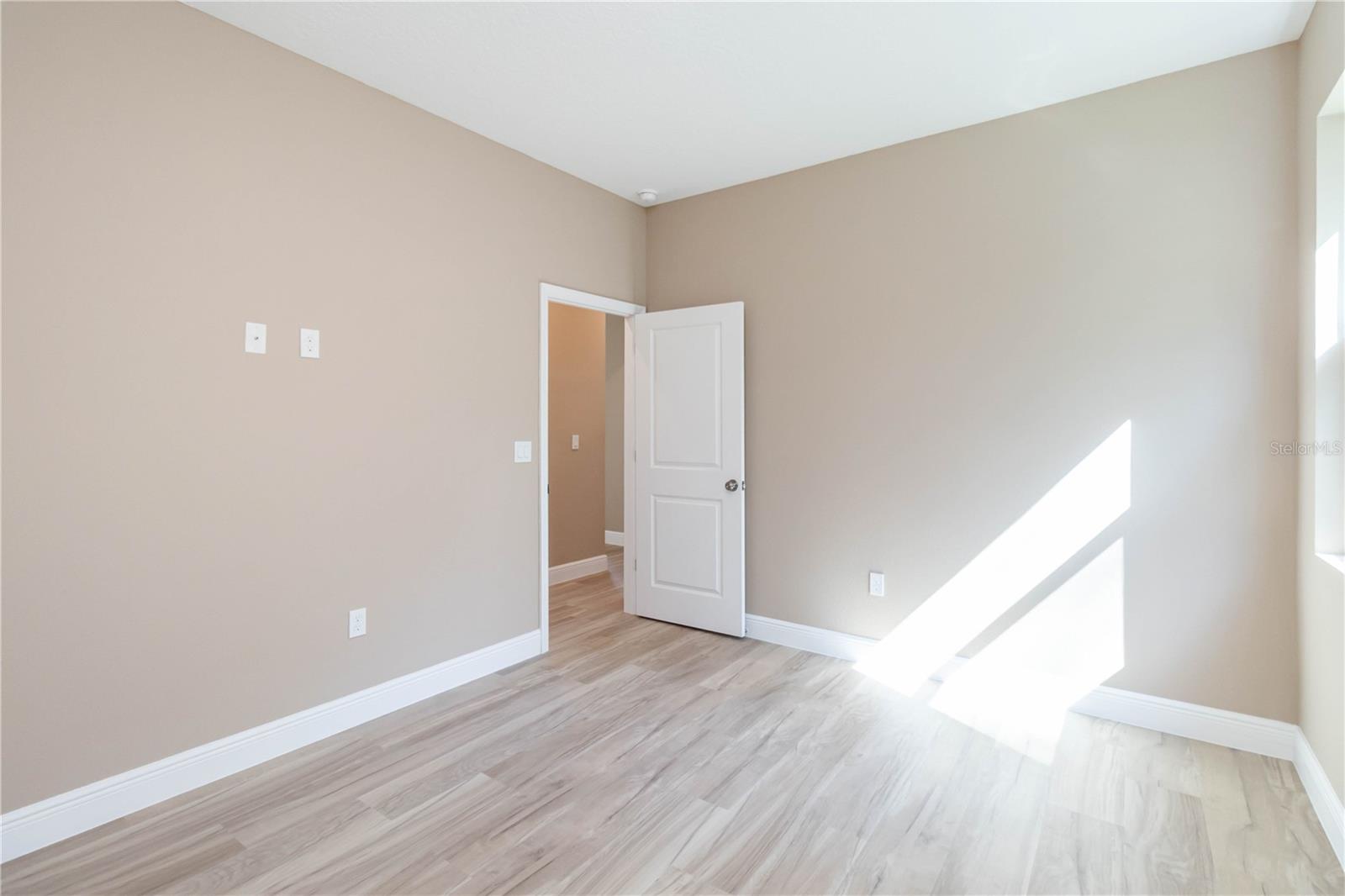 Image 42 of 49 For 11110 Oleander Drive