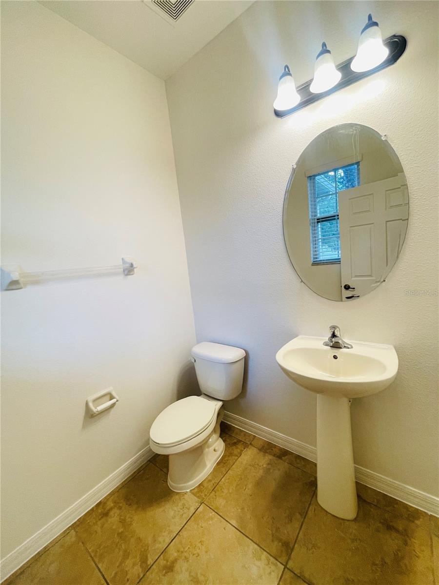 Image 18 of 23 For 10322 Hartford Maroon Road