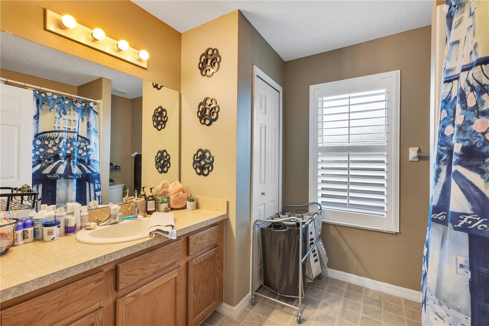 Image 15 of 31 For 2717 Eagle Canyon Drive S