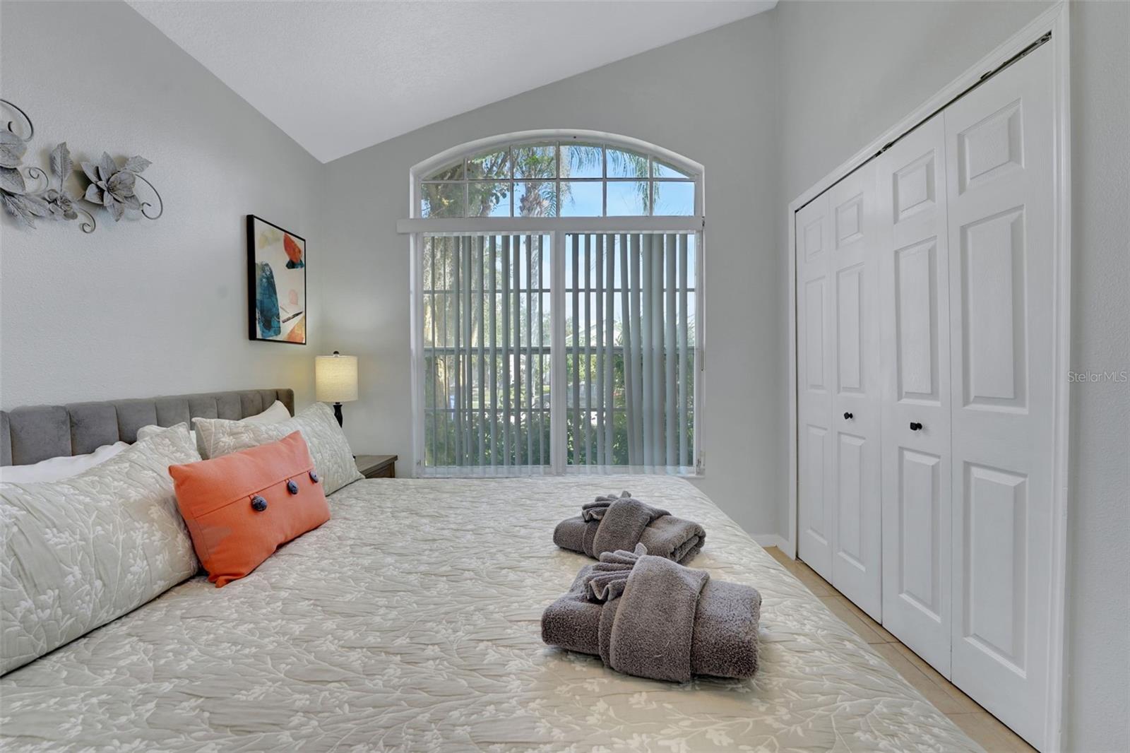 Image 20 of 50 For 4310 Bayside Drive