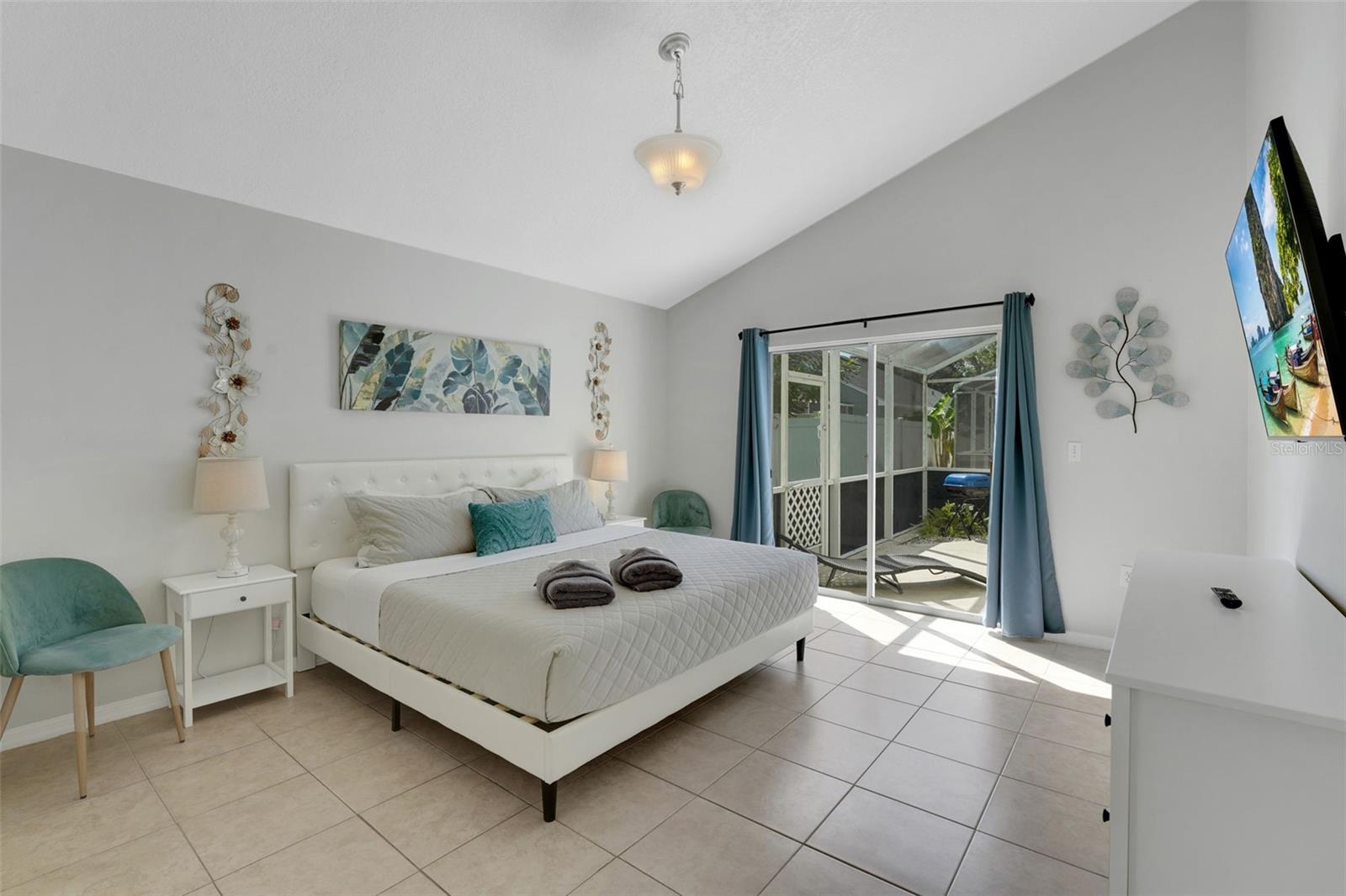 Image 21 of 50 For 4310 Bayside Drive