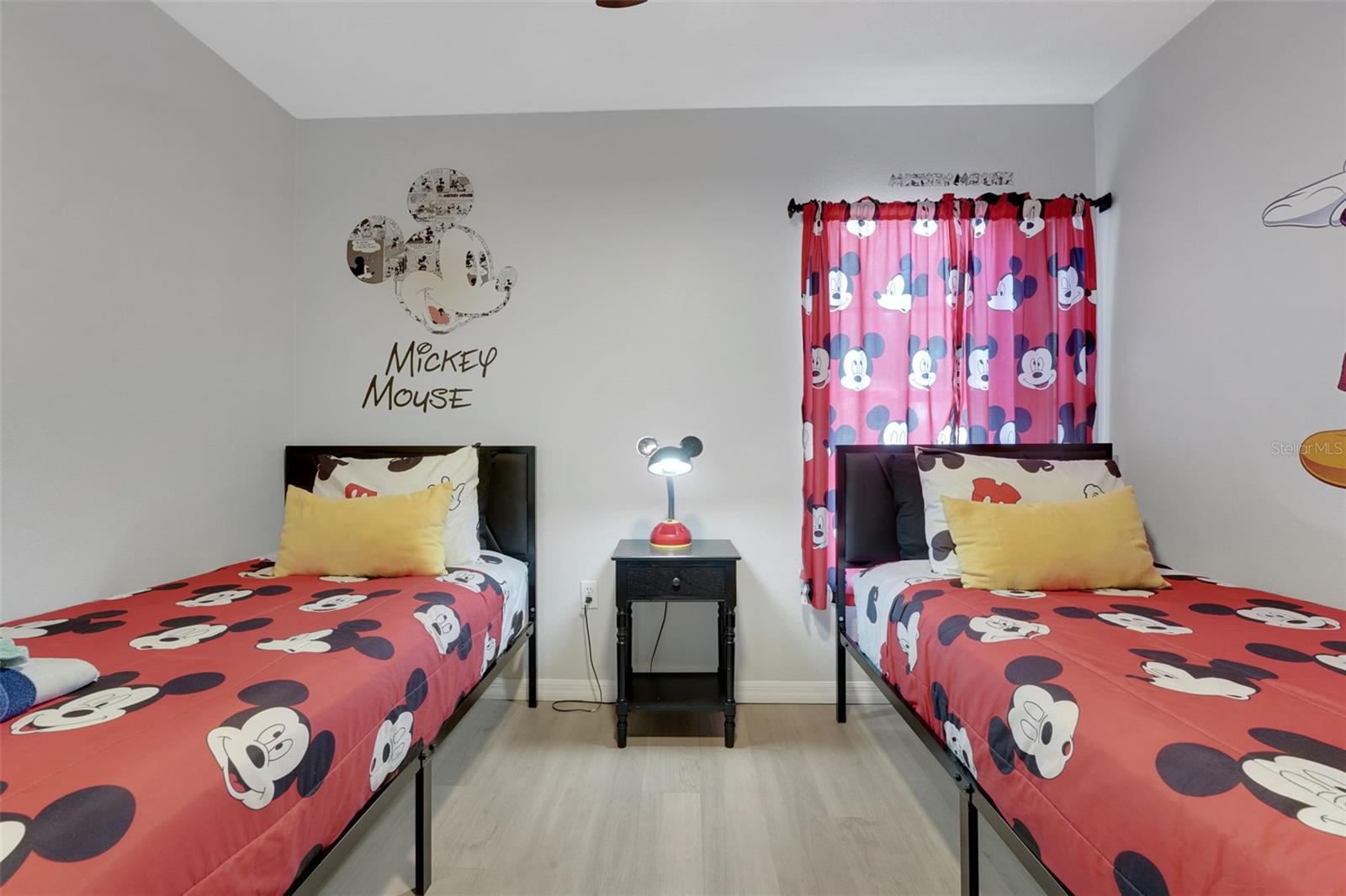 Image 36 of 50 For 4310 Bayside Drive