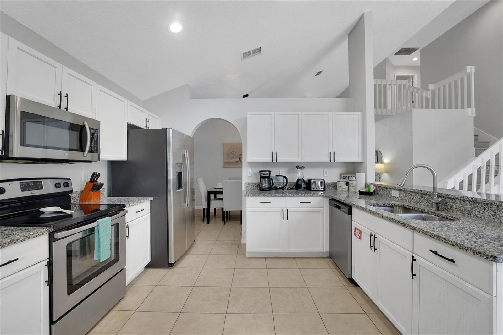 Image 4 of 50 For 4310 Bayside Drive