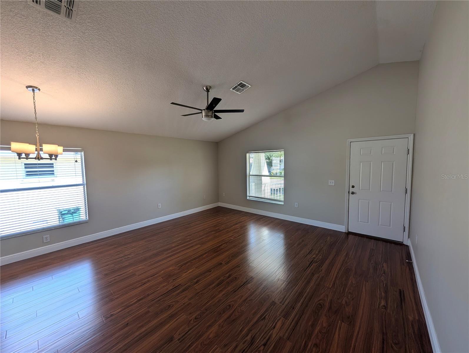 Image 3 of 19 For 7509 Morton Street