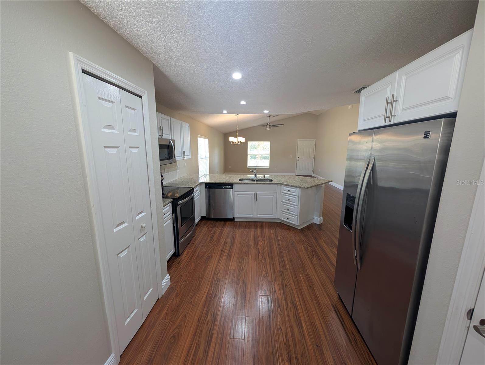 Image 7 of 19 For 7509 Morton Street