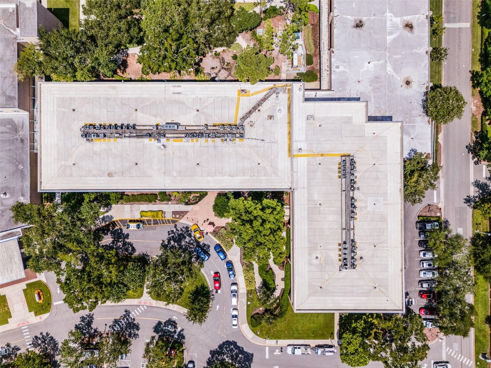 Image 25 of 34 For 661 Altamonte Drive 231