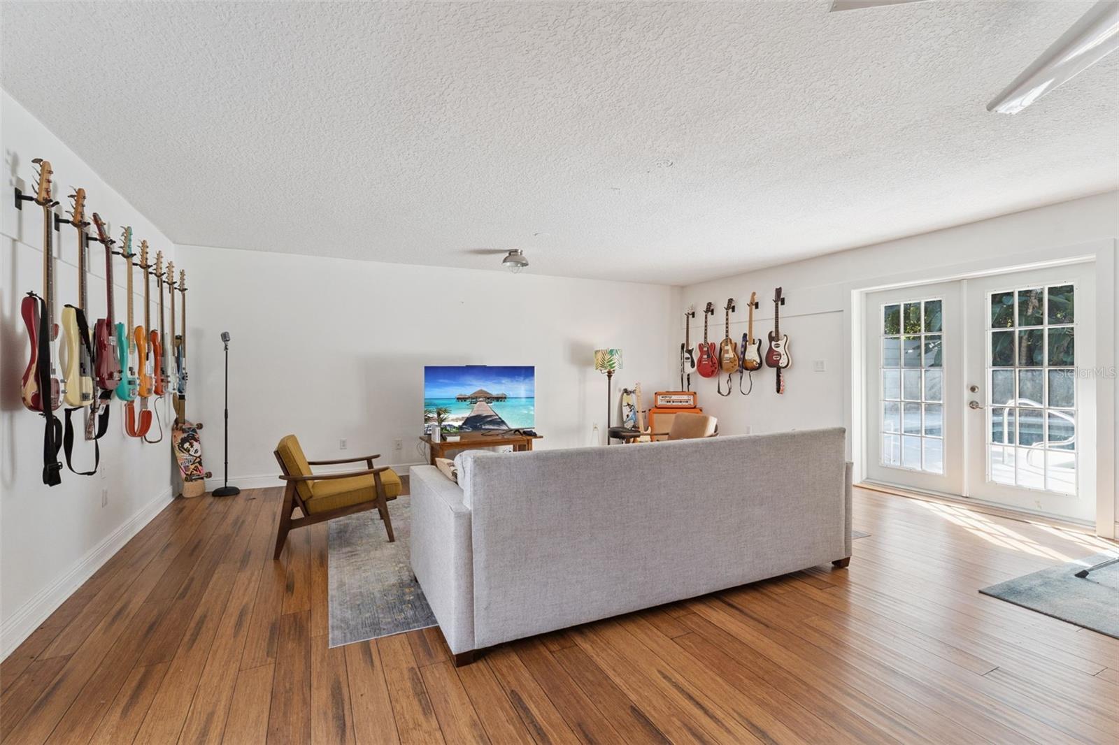 Image 14 of 58 For 2955 Lolissa Lane
