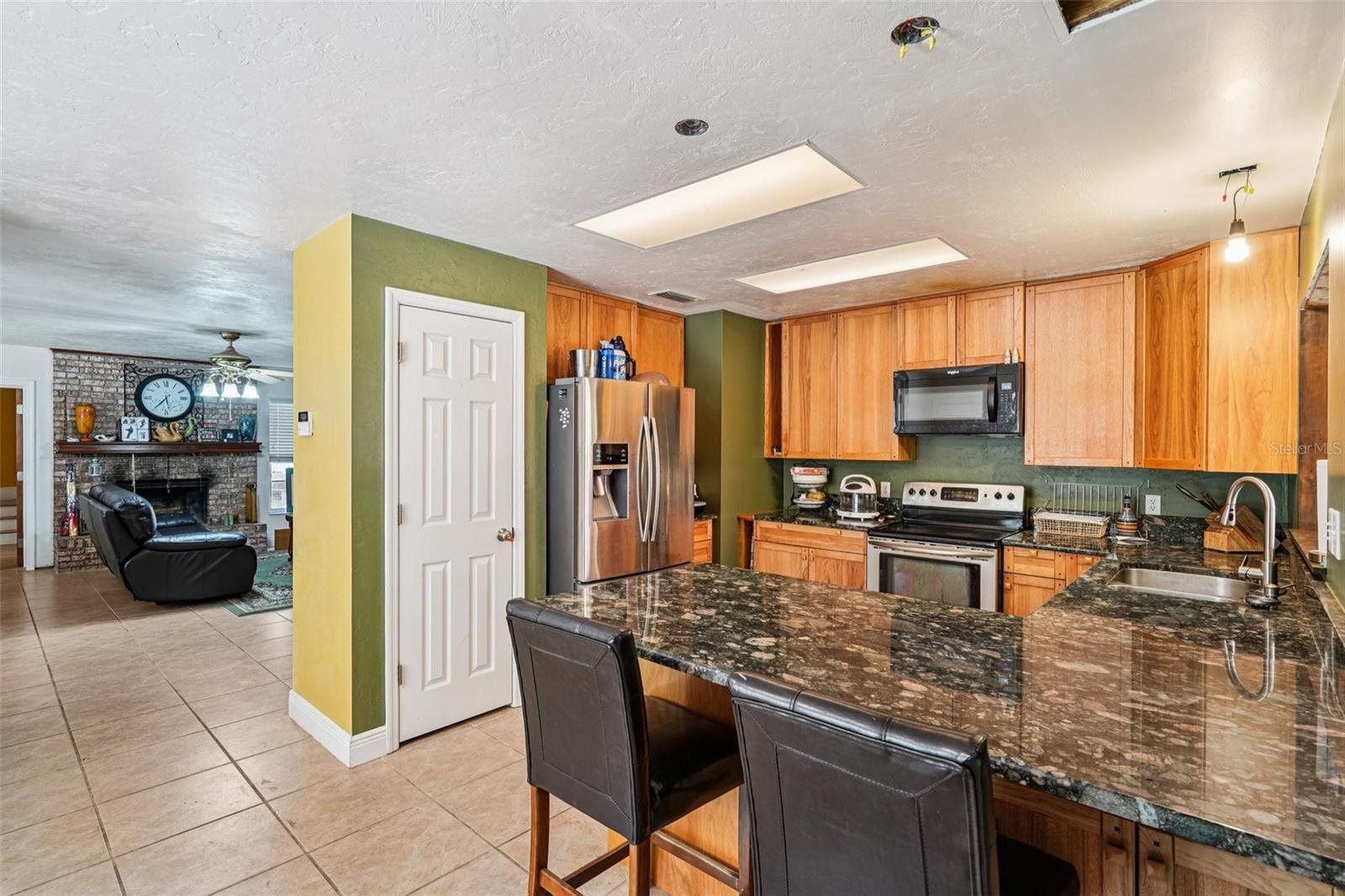 Image 4 of 23 For 4924 143rd Street
