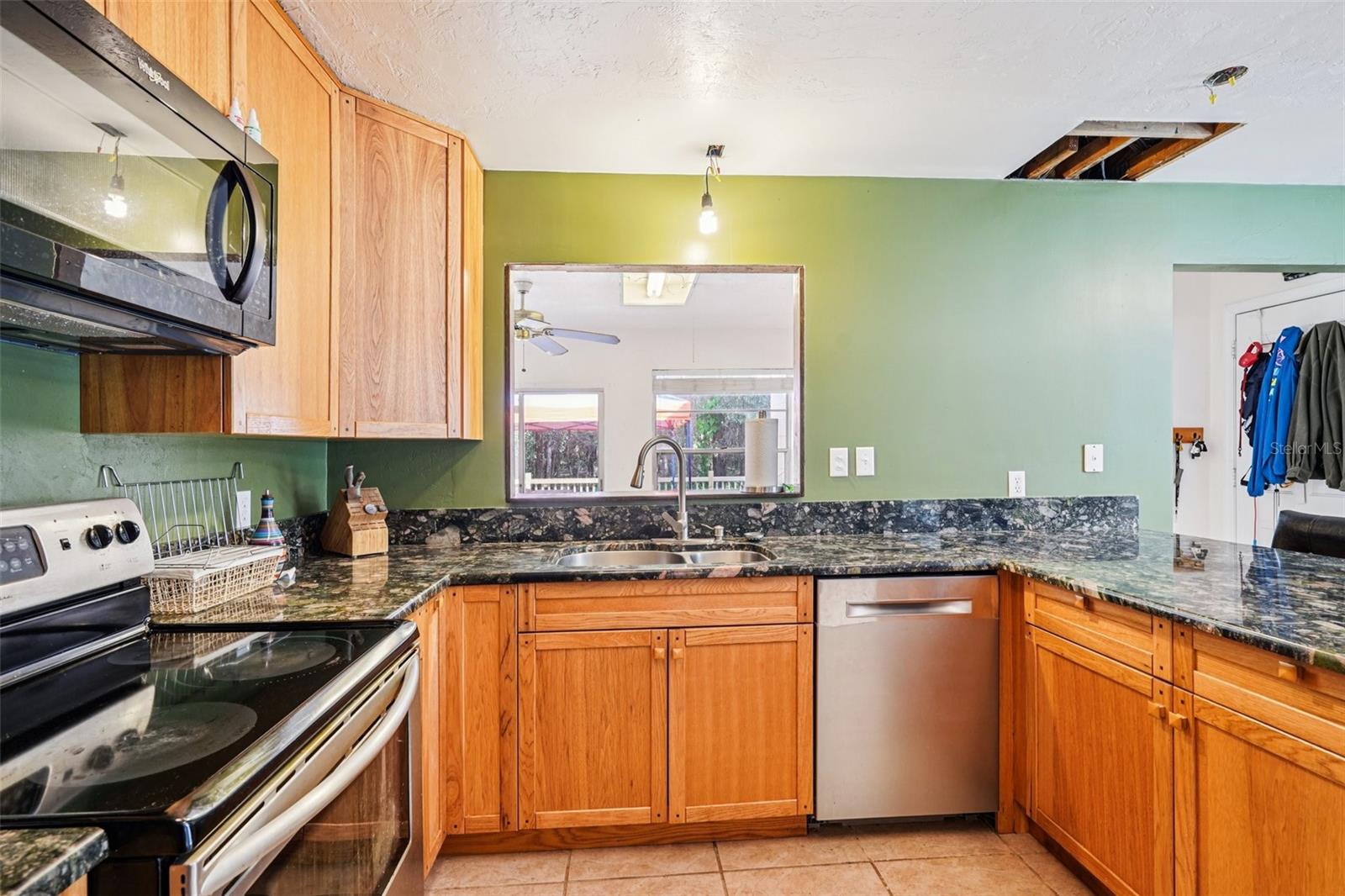 Image 6 of 23 For 4924 143rd Street