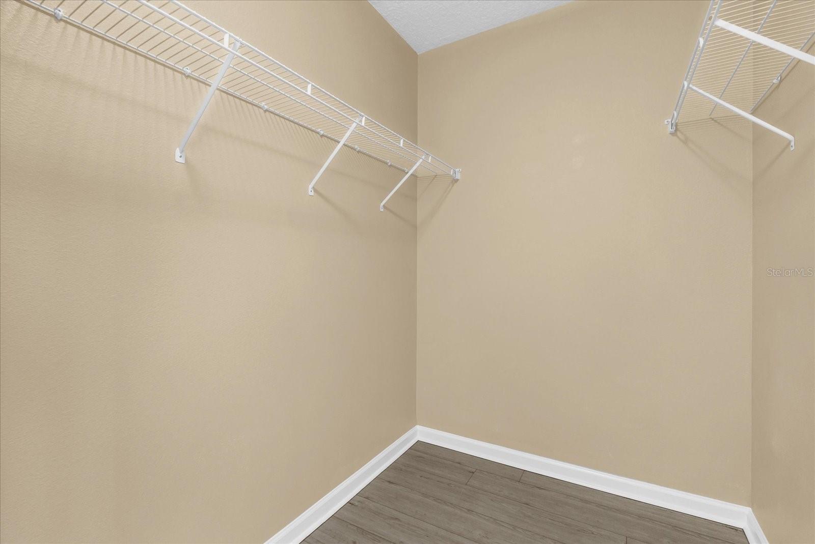 Image 15 of 30 For 322 Central Boulevard 606