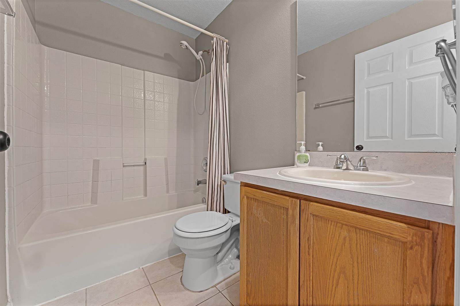Image 16 of 21 For 4033 Forest Island Drive