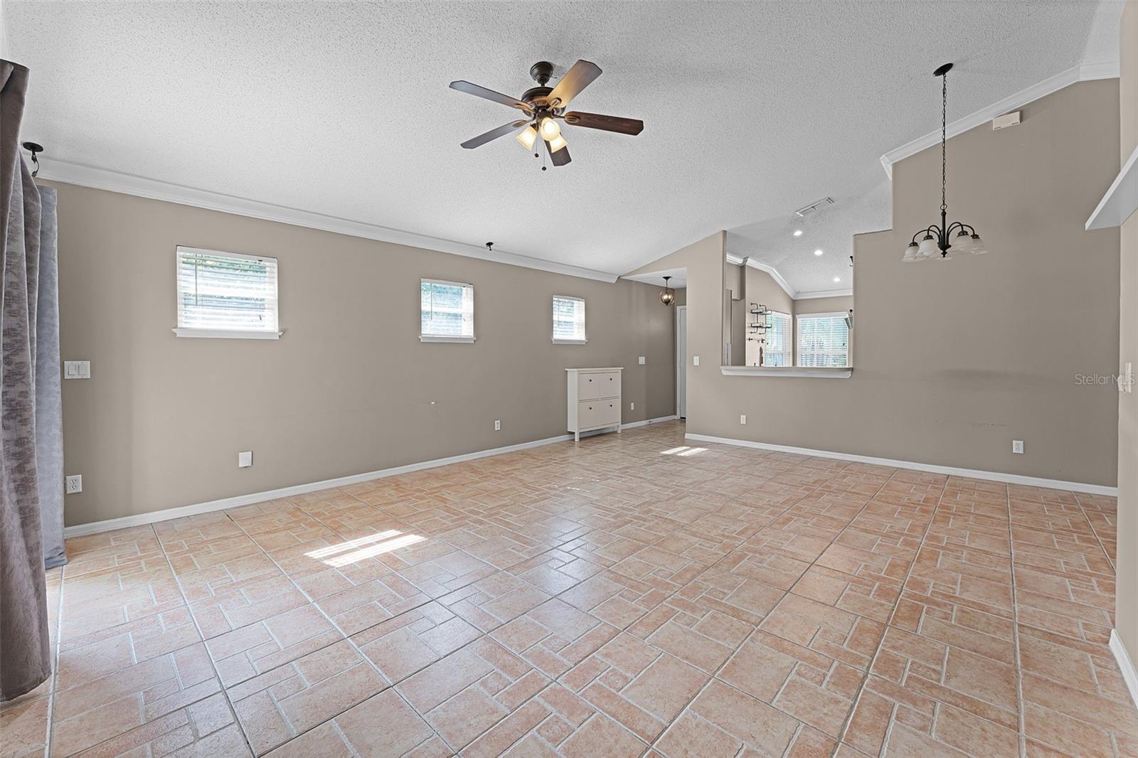 Image 4 of 21 For 4033 Forest Island Drive