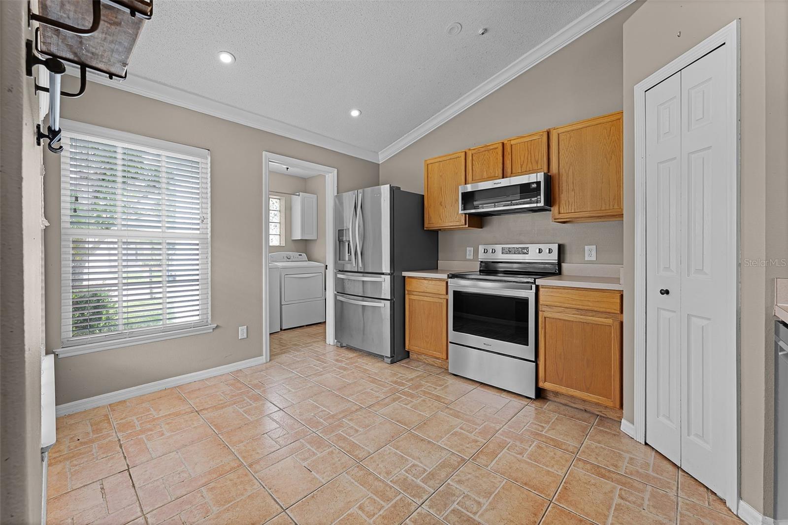 Image 6 of 21 For 4033 Forest Island Drive