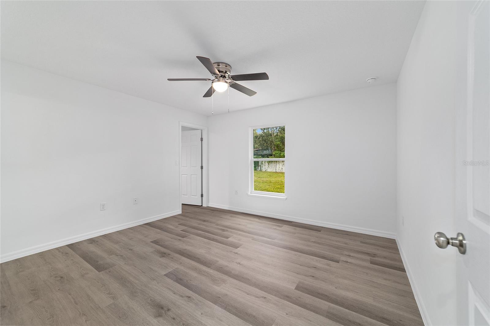Image 28 of 48 For 874 130th Terrace
