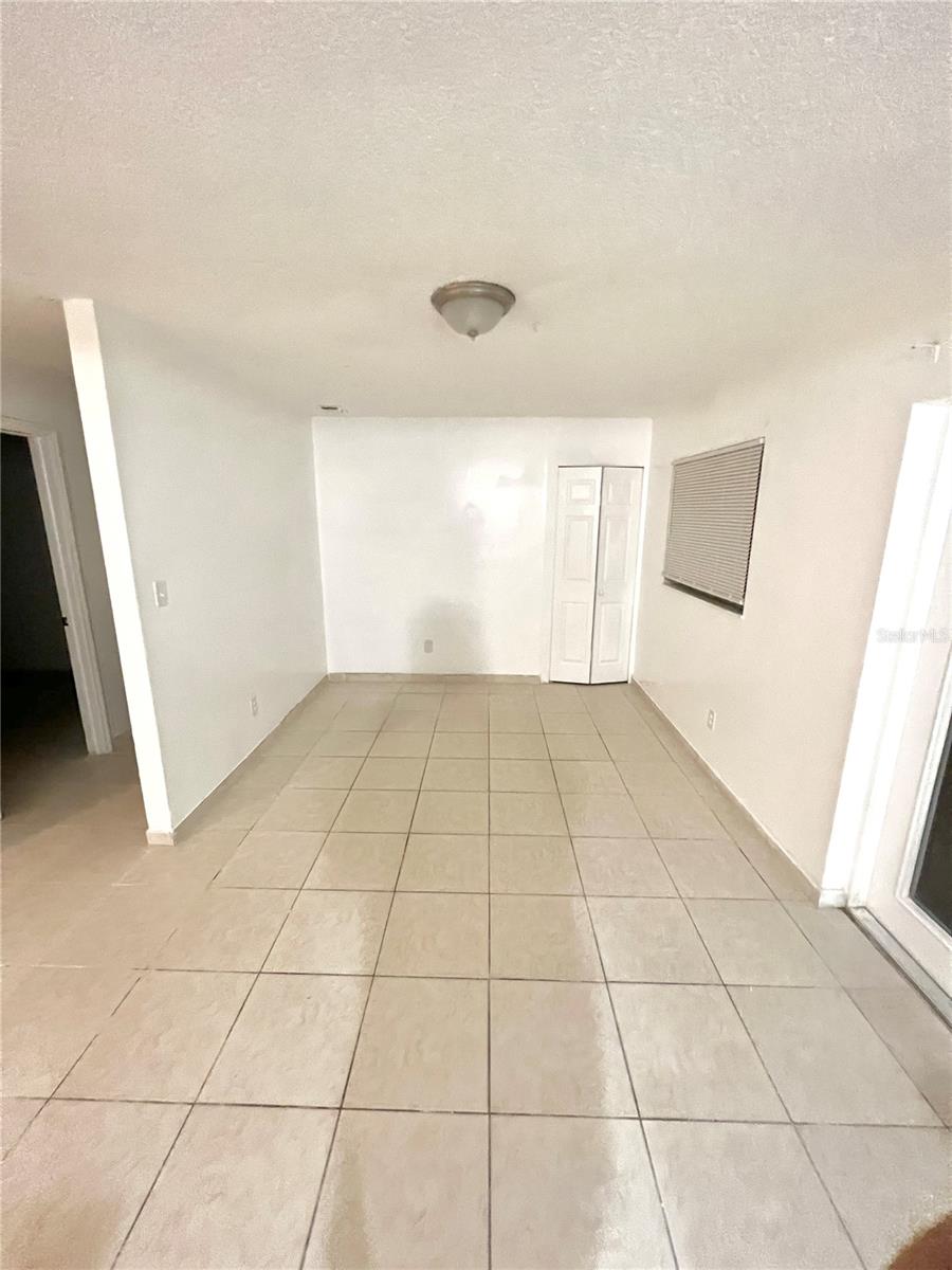 Image 6 of 11 For 2819 Kinnon Drive