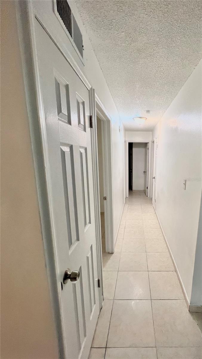 Image 7 of 11 For 2819 Kinnon Drive