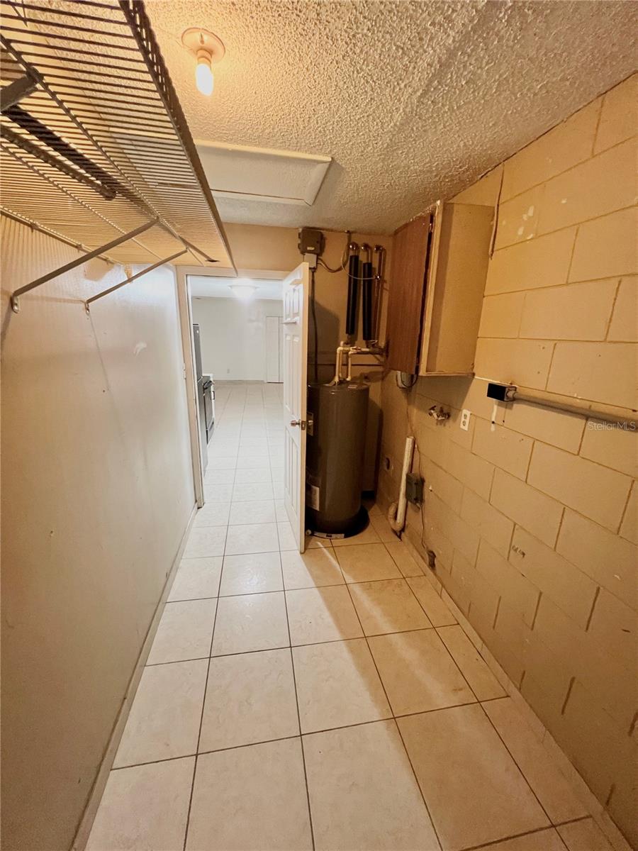 Image 9 of 11 For 2819 Kinnon Drive